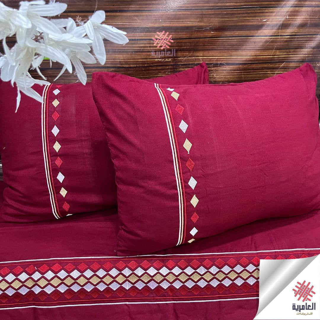 طقم ملاية مطرز بتصميم مثلثات – 4 قطع 5119