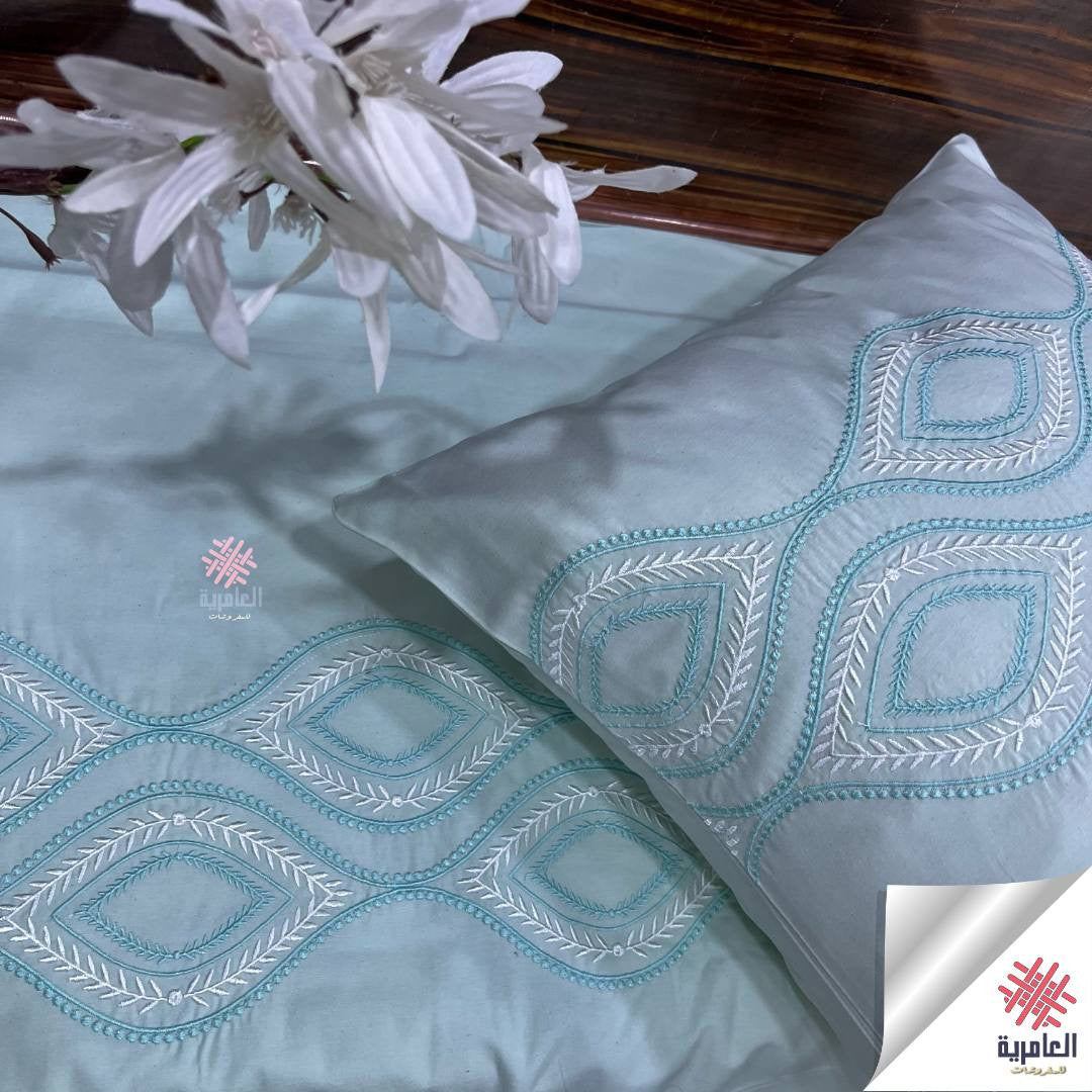 طقم ملاية مطرز عنو بتصميم عيون فخم – 4 قطع 5123